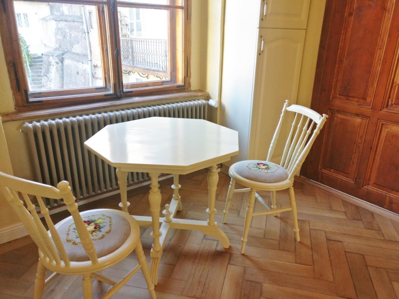 Zur Krone Sibiu Bagian luar foto