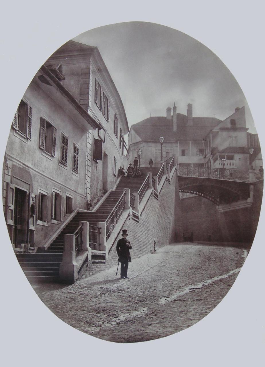 Zur Krone Sibiu Bagian luar foto